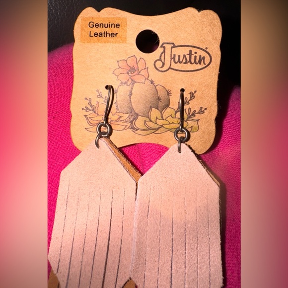 Justin Genuine leather 2 tone earrings - Picture 2 of 4
